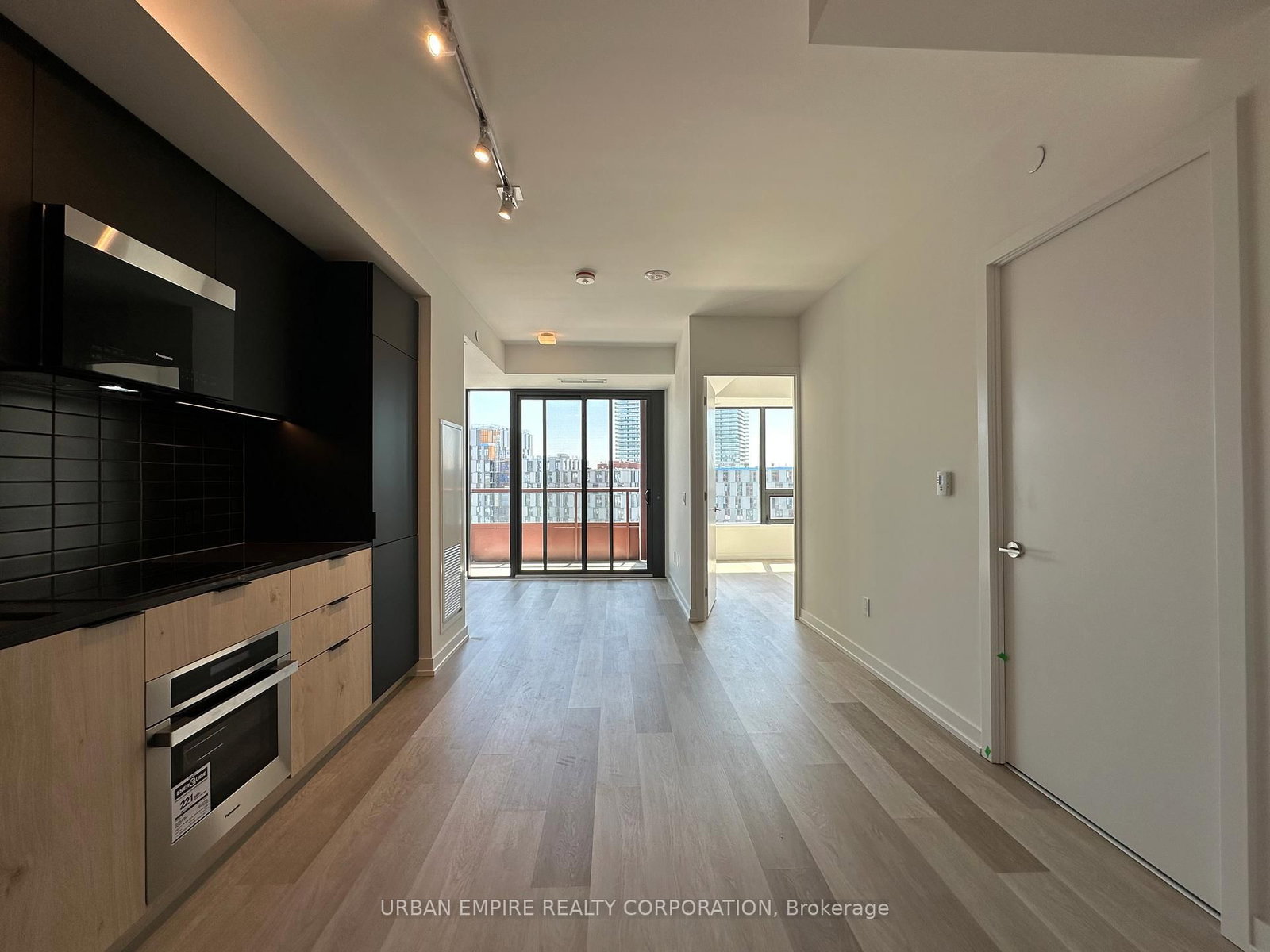 28 Eastern Avenue, Unit LPH15 - Photo 2