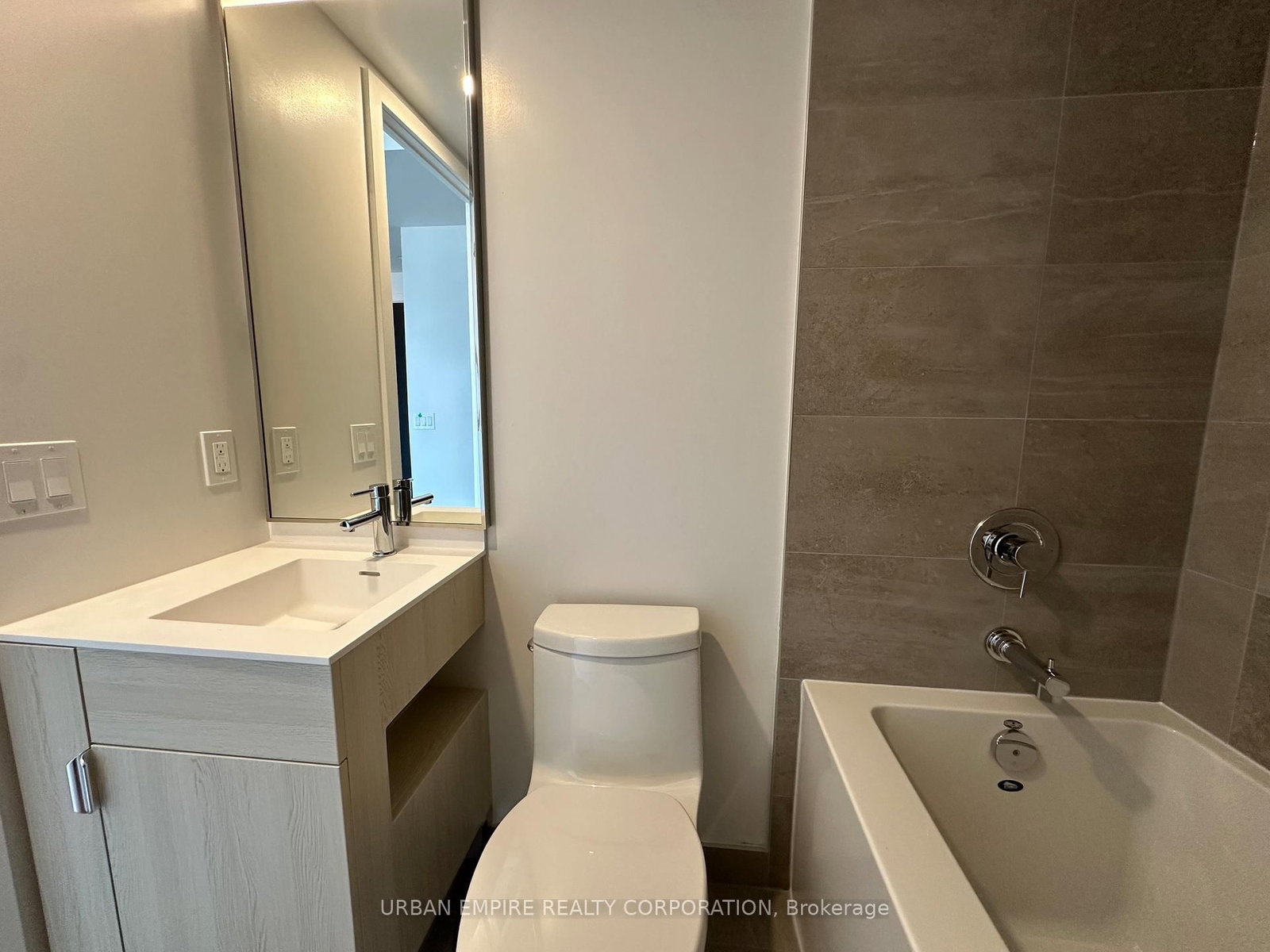 28 Eastern Avenue, Unit LPH15 - Photo 7