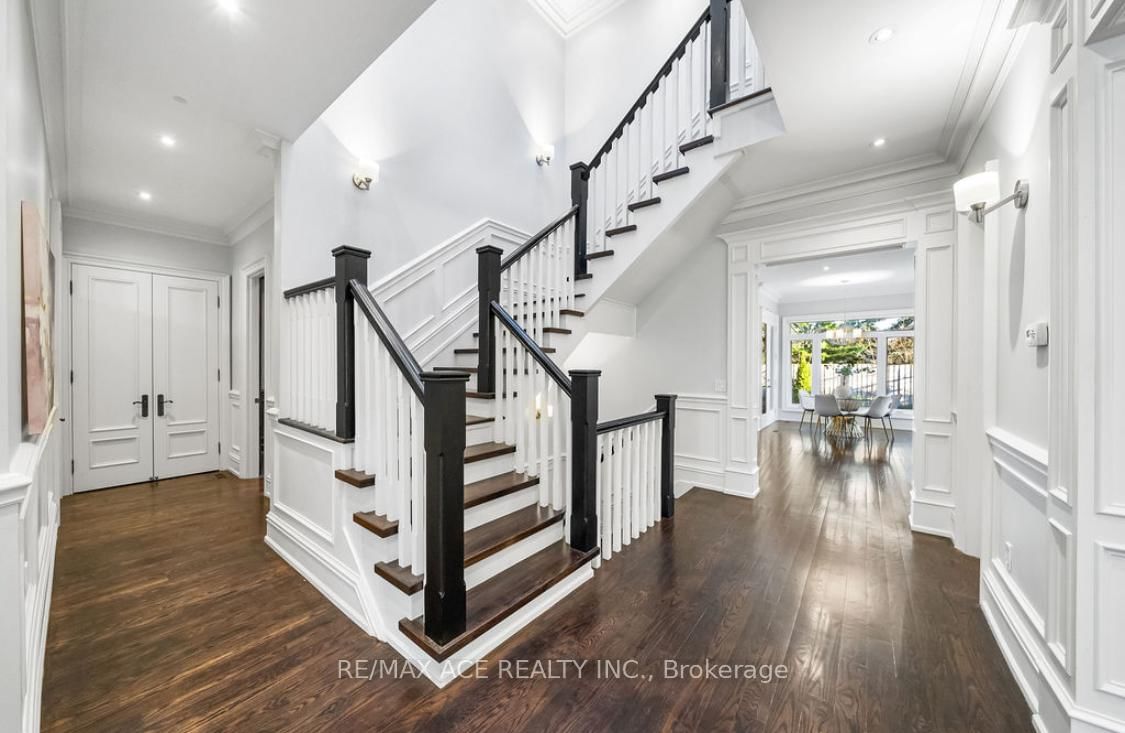 Detached House for sale at 133 Park Home Avenue, Toronto, Willowdale West, M2N 1W7 - MLS: C12155979