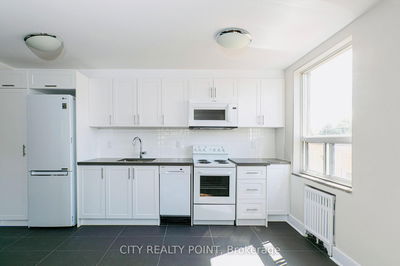 Unit 206 — 990 Avenue Rd, Toronto - Yonge-Eglinton image-0-2