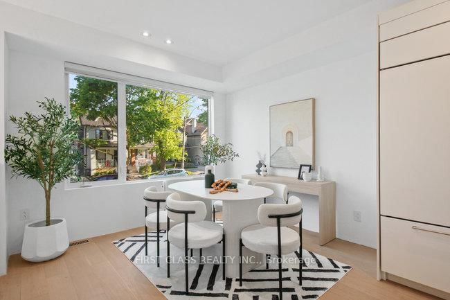 Detached House for sale at 236 Bowood Avenue, Toronto, Lawrence Park North, M4N 1Y6 - MLS: C12156125