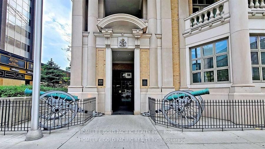 Condo for sale at 1001-426 University Avenue, Toronto, Kensington-Chinatown, M5G 1S9 - MLS: C12156225