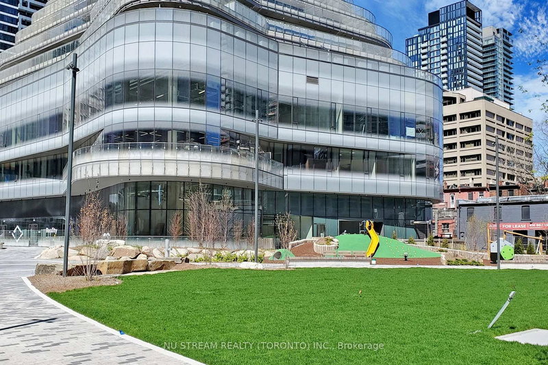 5704 - 11 Wellesley St W, Toronto, M4Y 0G4 | Image 3