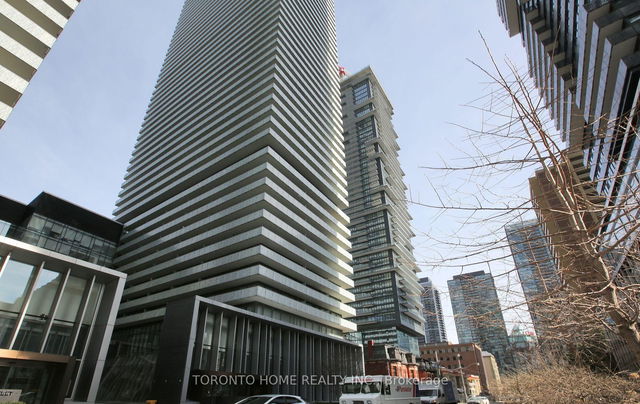 1011 - 50 Charles Street