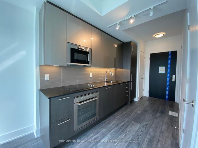 2103 - 403 Church Street