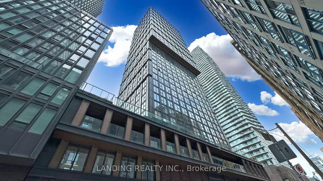 1115 - 82 Dalhousie Street