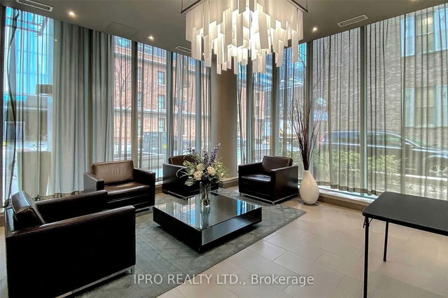 #603 - 126 Simcoe Street