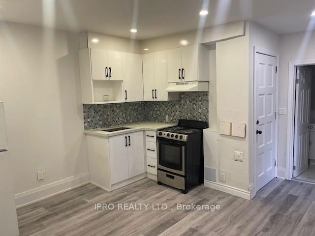 Apt 1 - 442 Queen Street