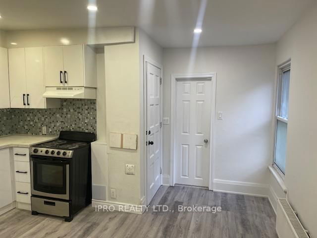 Apt 1 - 442 Queen Street
