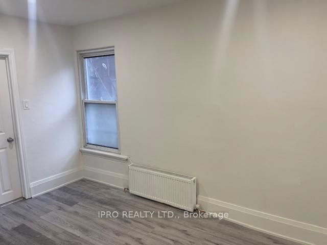 Apt 1 - 442 Queen Street
