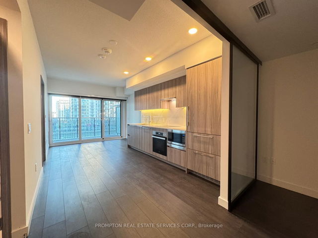 817 - 1 Concord Cityplace Way