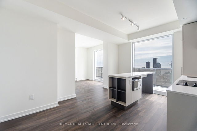 3007 - 89 Church Street