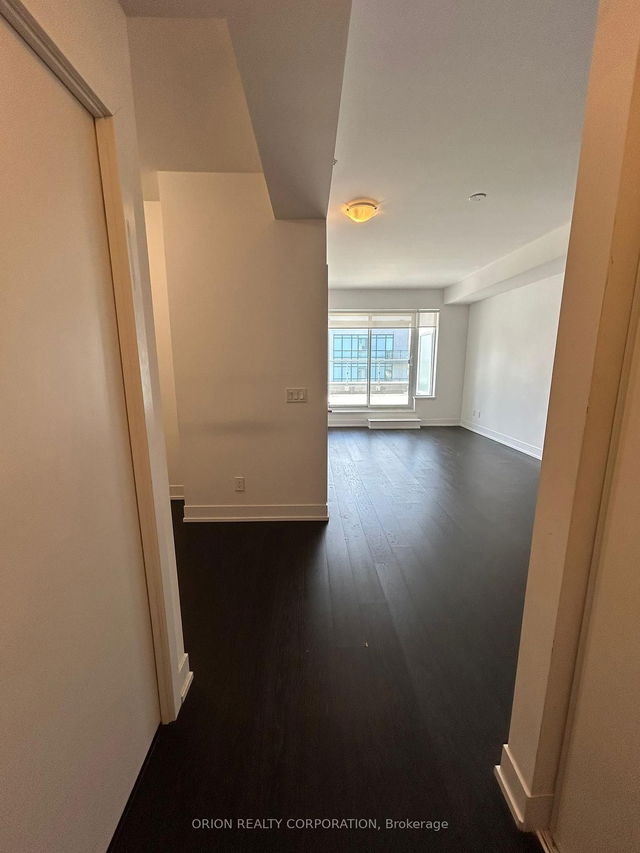 707 - 7 Kenaston Garden