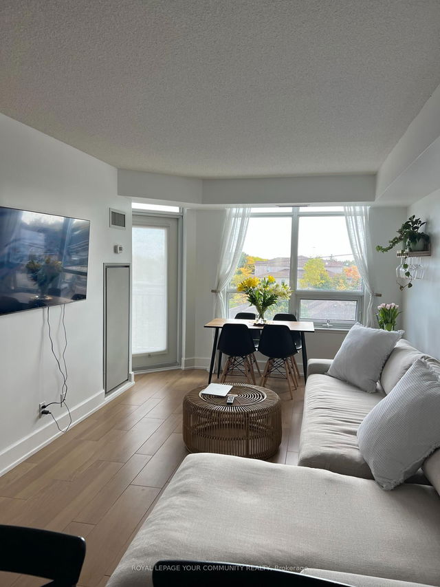407 - 676 Sheppard Avenue