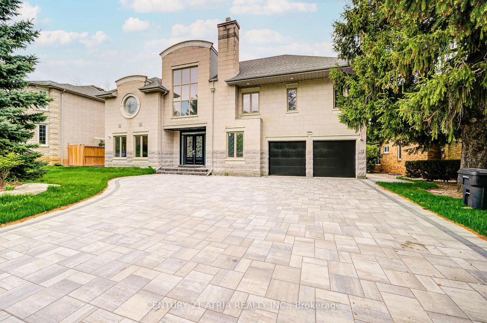Detached House for sale at 72 Lord Seaton Road, Toronto, St. Andrew-Windfields, M2P 1K5 - MLS: C12156994