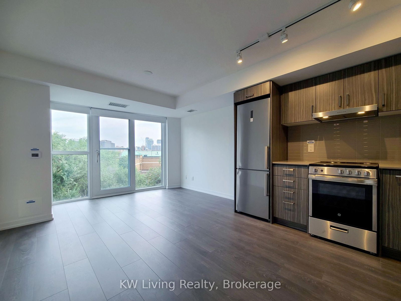Condo for lease at 602-219 Dundas Street, Toronto, Church-Yonge Corridor, M5A 1Z6 - MLS: C12157158