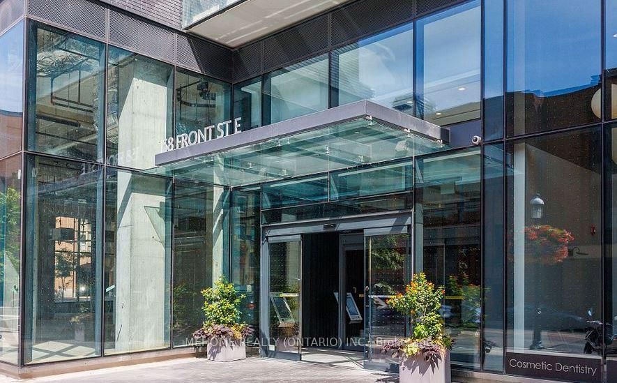Condo for sale at 402-158 Front Street, Toronto, Moss Park, M5A 0K9 - MLS: C12157267