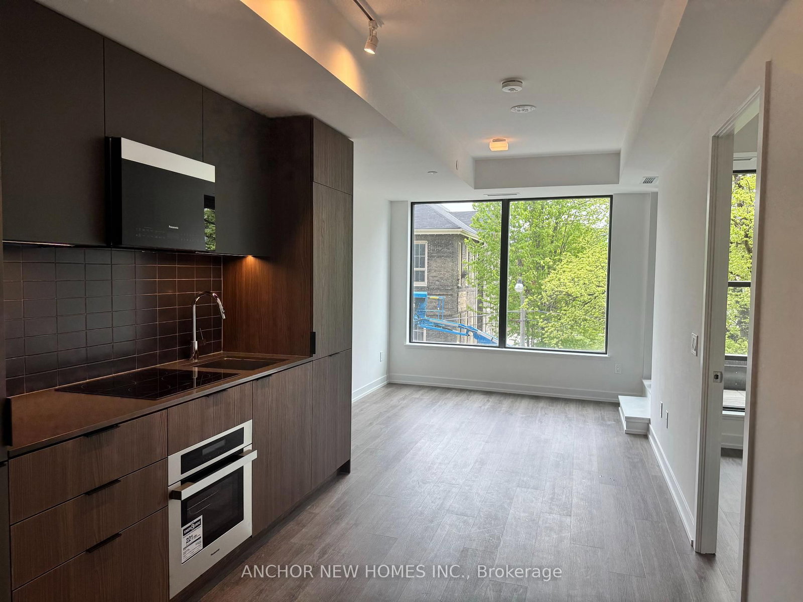 28 Eastern Avenue, Unit 216 - Photo 4