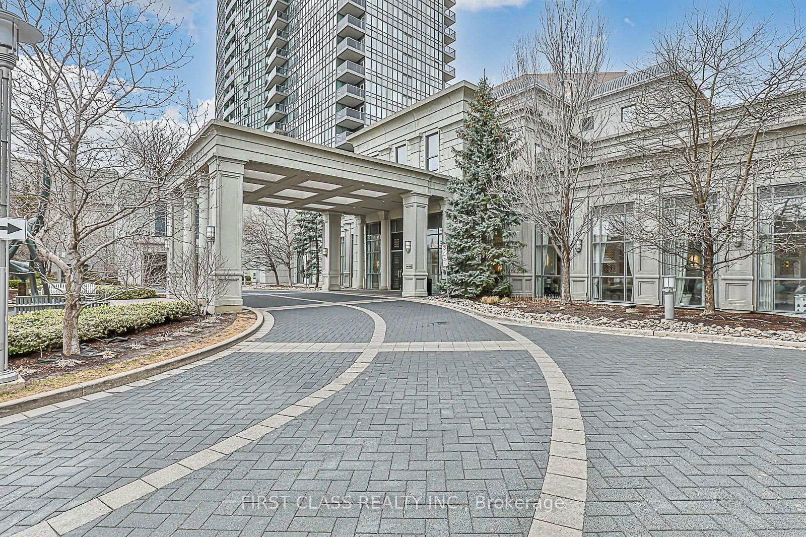 Condo for sale at 809-15 Greenview Avenue, Toronto, Newtonbrook West, M2M 4M7 - MLS: C12157506