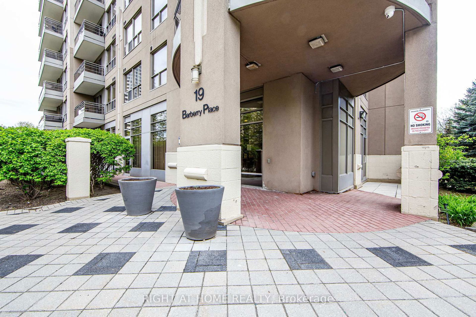 Condo for sale at 410-19 Barberry Place, Toronto, Bayview Village, M2K 3E3 - MLS: C12157544