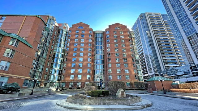 104 - 5795 Yonge Street