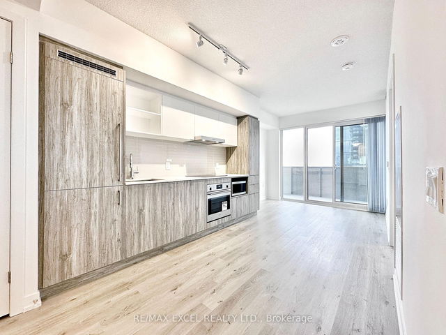 2908 - 138 Downes Street