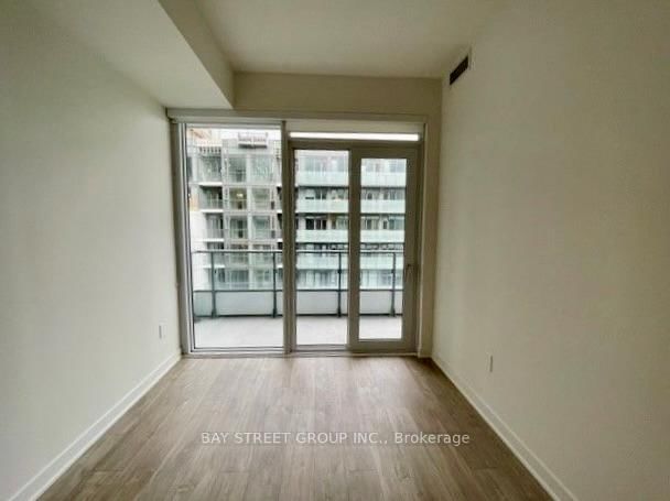 1744 - 121 Lower Sherbourne Street
