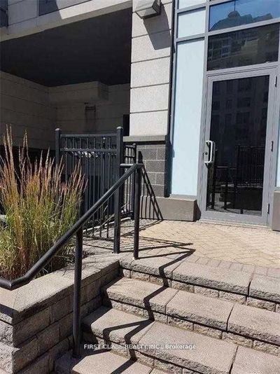 Unit 404 — 17 Kenaston Gdns, Toronto - Bayview Village image-0-3