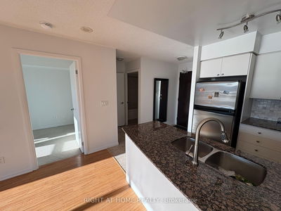 Unit 1011 — 231 Fort York Blvd, Toronto - Niagara