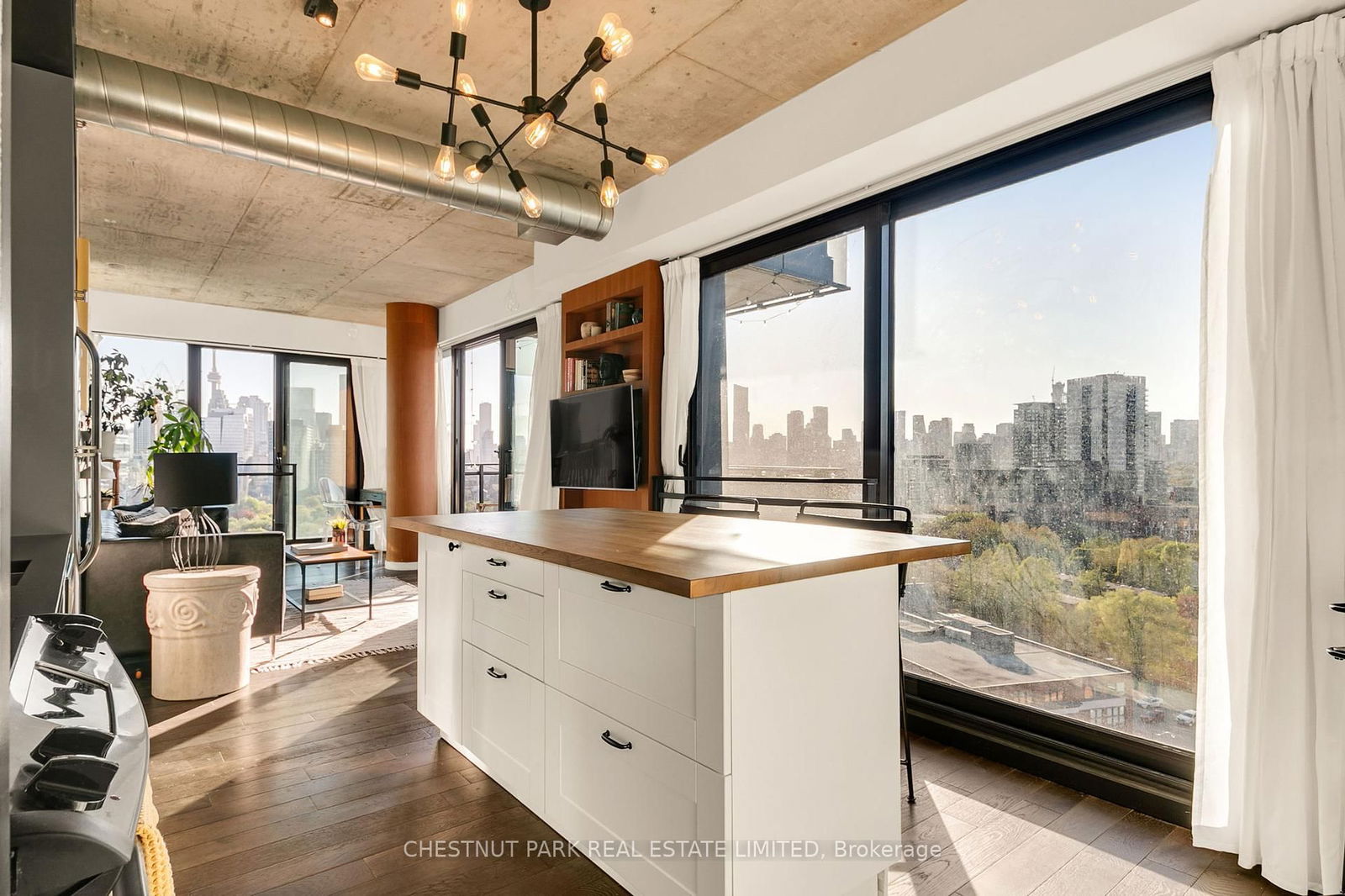Condo for sale at 1511-51 Trolley Crescent, Toronto, Moss Park, M5A 0E9 - MLS: C12157819