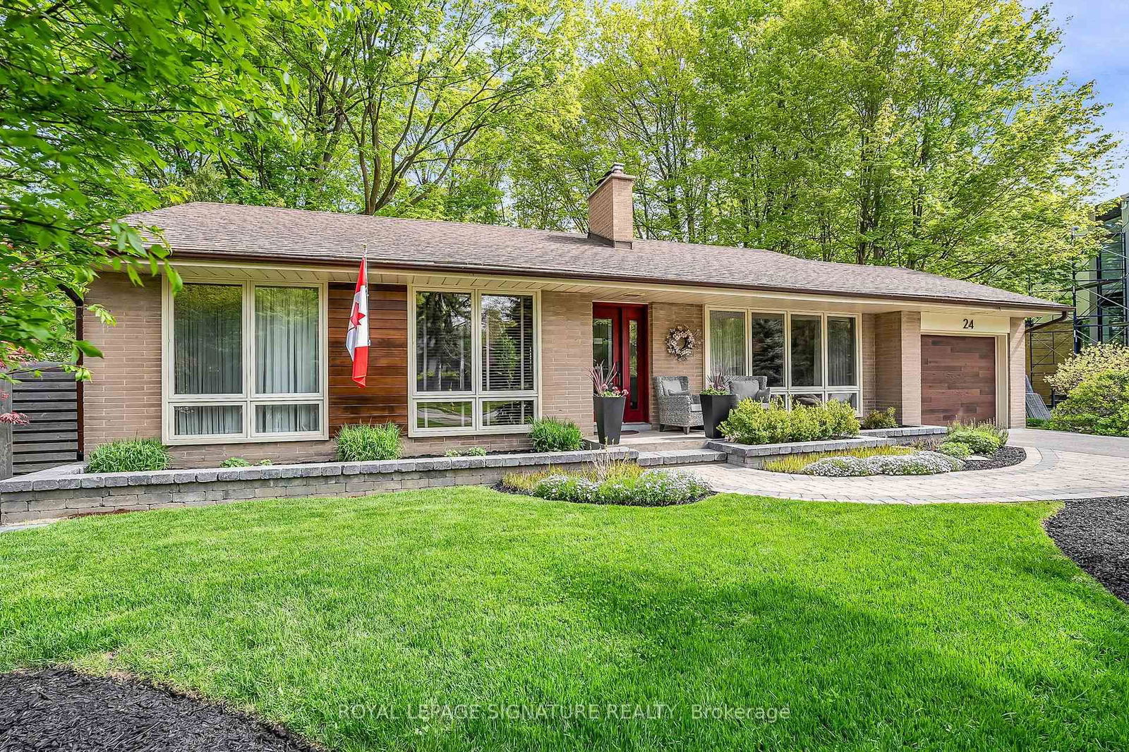 Detached House for sale at 24 Deepwood Crescent, Toronto, Banbury-Don Mills, M3C 1N8 - MLS: C12157906