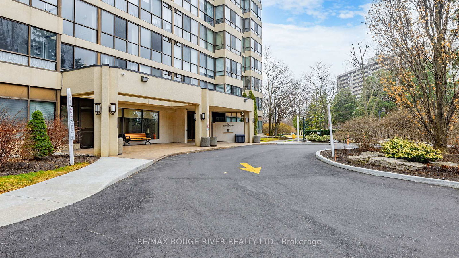Condo for sale at 901-131 Torresdale Avenue, Toronto, Westminster-Branson, M2R 3T1 - MLS: C12157925