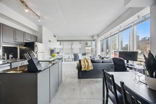 1307 - 220 Victoria Street