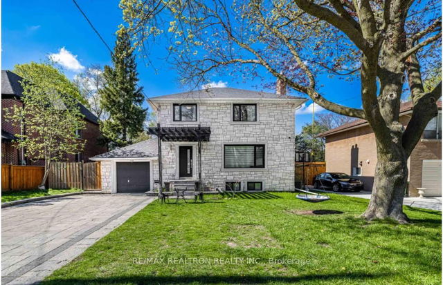 8 Glenelia Avenue
