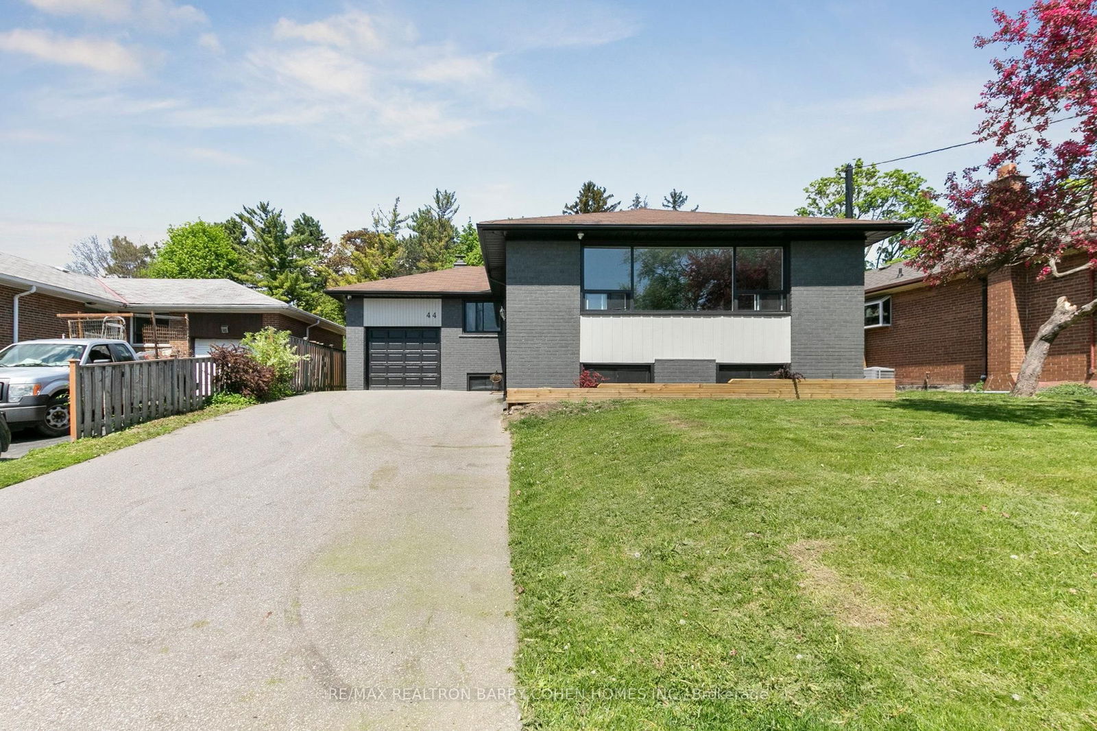 Detached House for sale at 44 Broadlands Boulevard, Toronto, Parkwoods-Donalda, M3A 1J3 - MLS: C12158280