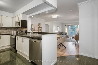 Unit 203 — 51 Harrison Garden Blvd, Toronto - Willowdale East image-0-2