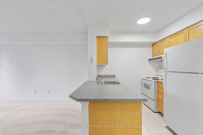 Unit 1002 — 155 Beecroft Rd, Toronto - Lansing-Westgate image-0-4