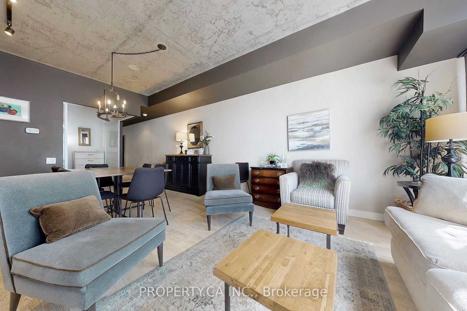 Condo for sale at 413-650 King Street, Toronto, Waterfront Communities C1, M5V 0H6 - MLS: C12158456