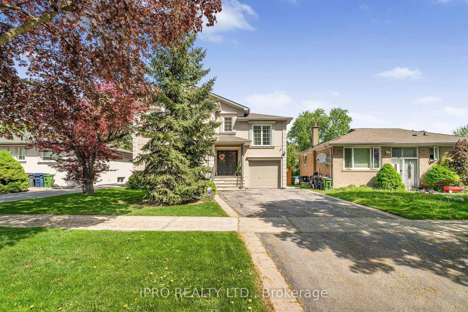 Detached House for sale at 162 Goulding Avenue, Toronto, Newtonbrook West, M2M 1L7 - MLS: C12158464