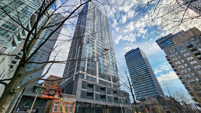 2606 - 65 Mutual Street