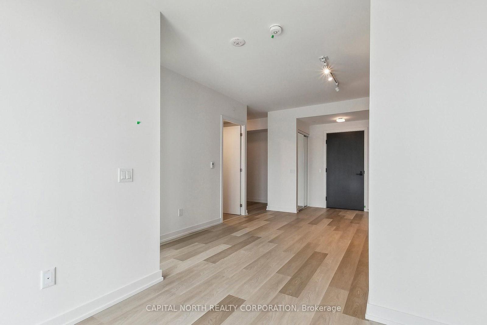 28 Eastern Avenue, Unit LPH13 - Photo 10