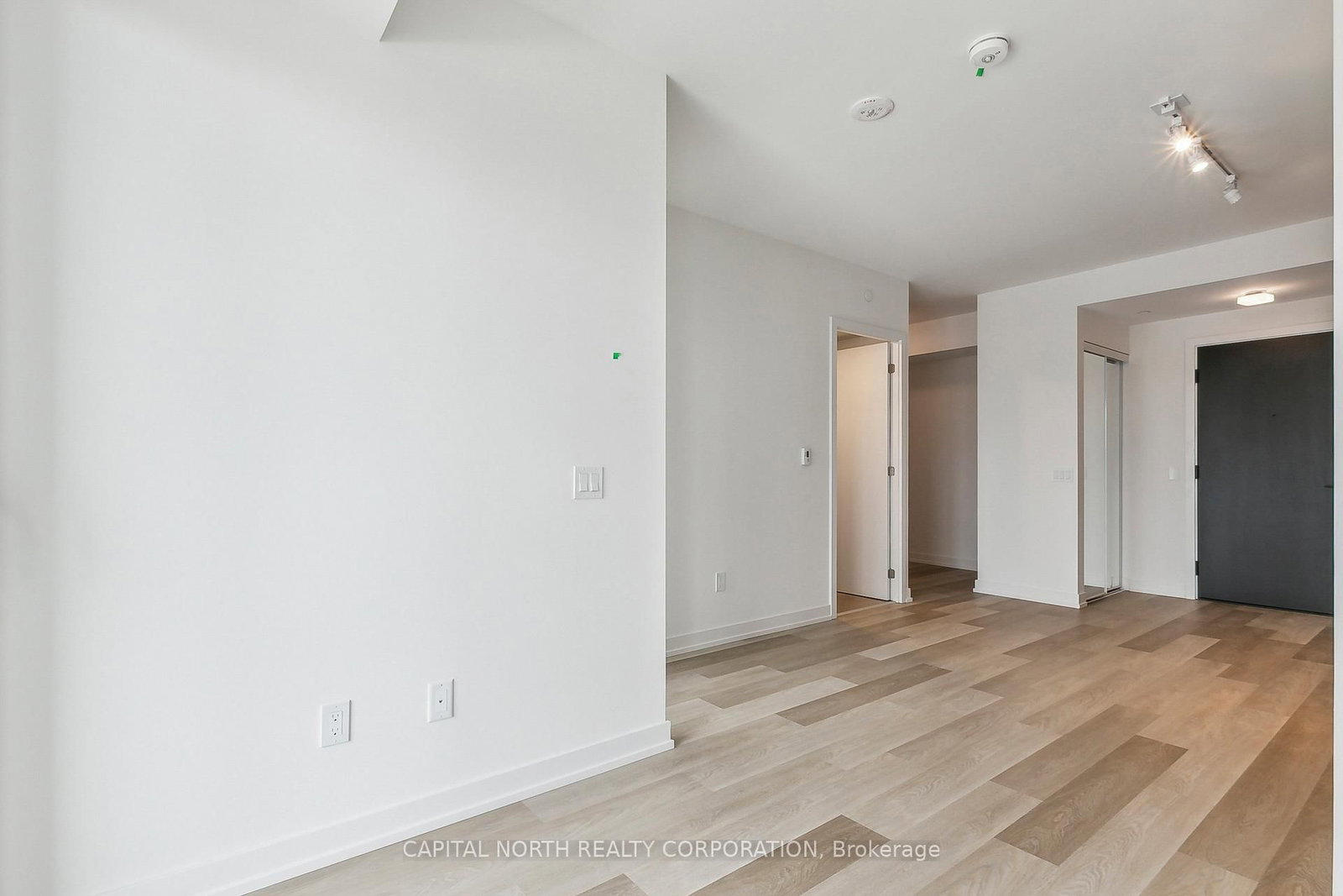 28 Eastern Avenue, Unit LPH13 - Photo 11