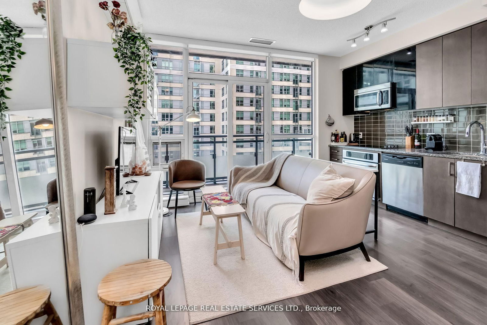 Condo for sale at 727-89 Dunfield Avenue, Toronto, Mount Pleasant West, M4S 0A4 - MLS: C12158839