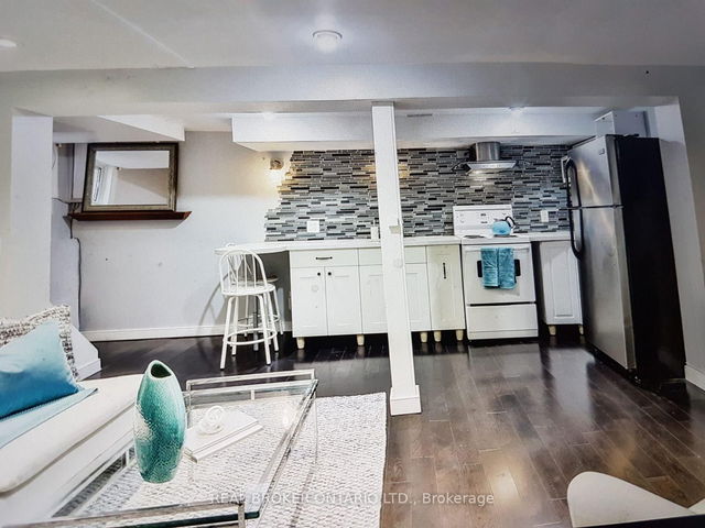 254 Broadway Avenue