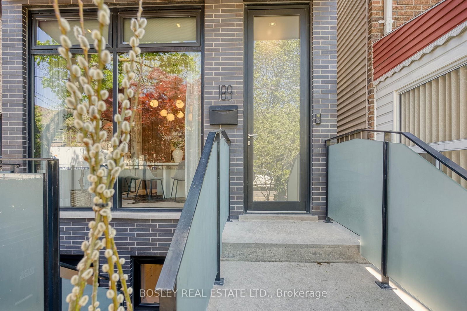 Detached House for sale at 189 Argyle Street, Toronto, Little Portugal, M6J 1P5 - MLS: C12158866