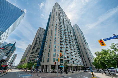 Unit 2003 — 77 Harbour Sq, Toronto - Waterfront Communities C1 image-0-2