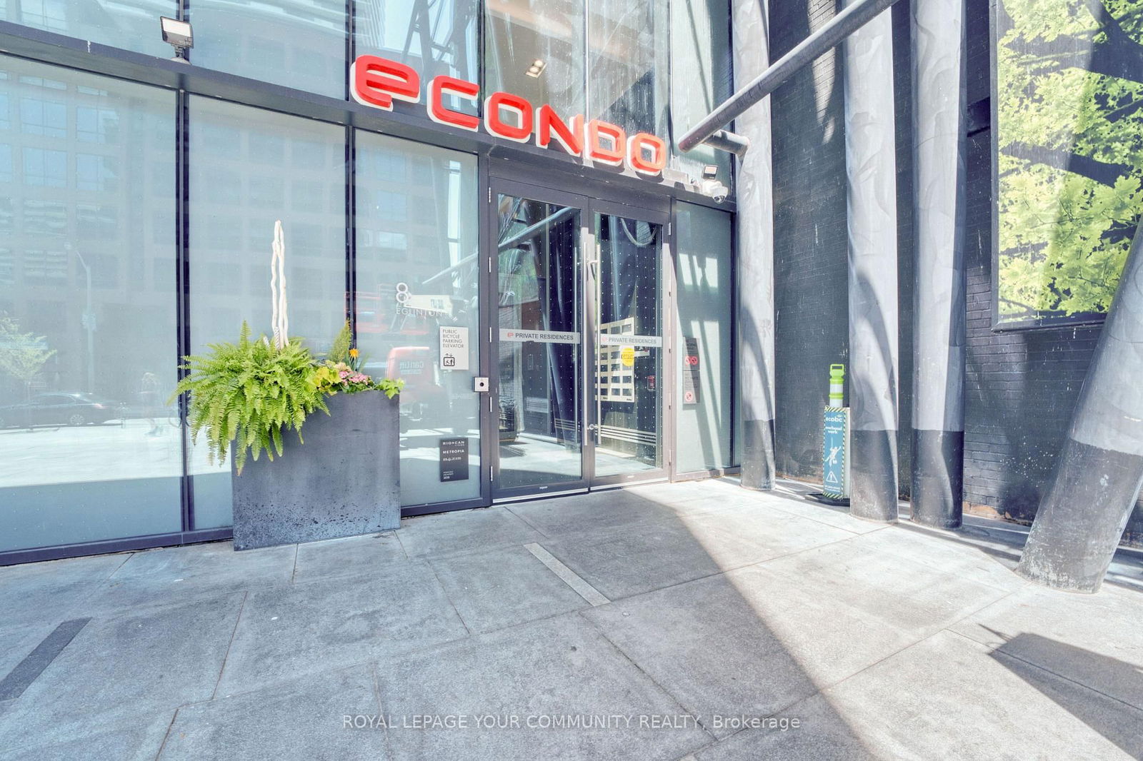 Condo for sale at 1808-8 Eglinton Avenue, Toronto, Mount Pleasant West, M4P 1A6 - MLS: C12158973