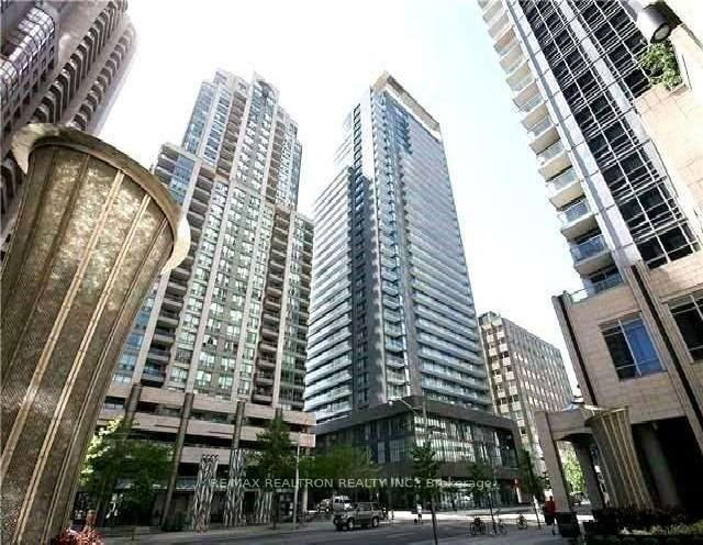 1901 - 770 Bay Street