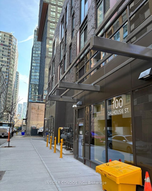 3002 - 100 Dalhousie Street