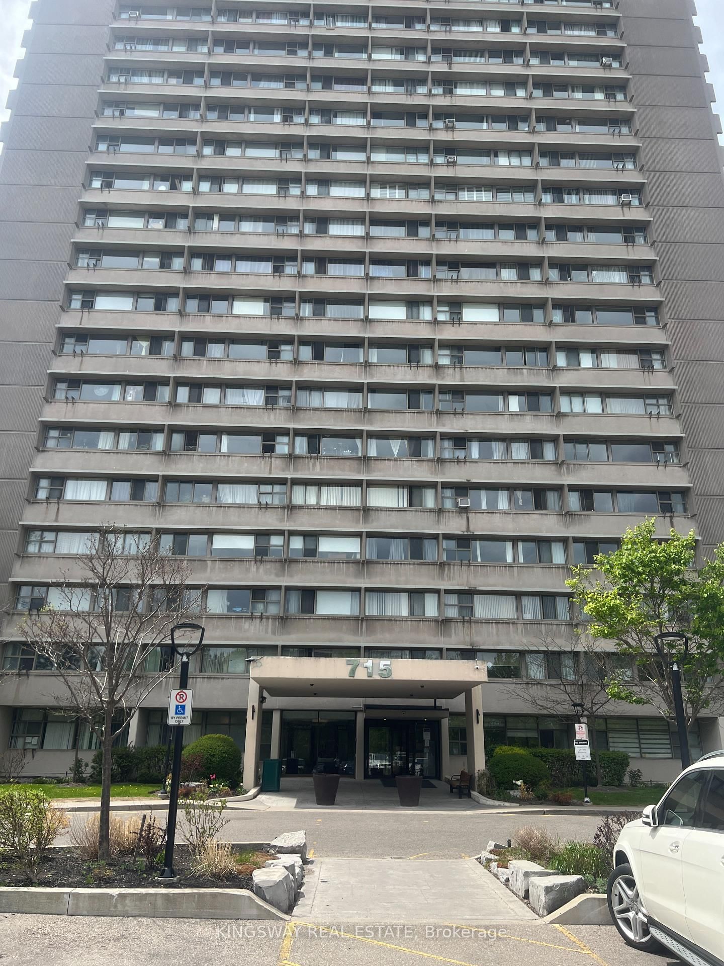 Condo for sale at 2408-715 Don Mills Road, Toronto, Flemingdon Park, M3C 1S5 - MLS: C12159196